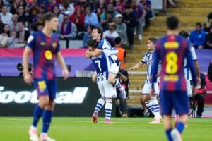 709969CE-B89A-49C7-8C2B-E9003F0B0C08-300x200 Barcelona vs Real Sociedad - świetny mecz drużyn z problemami